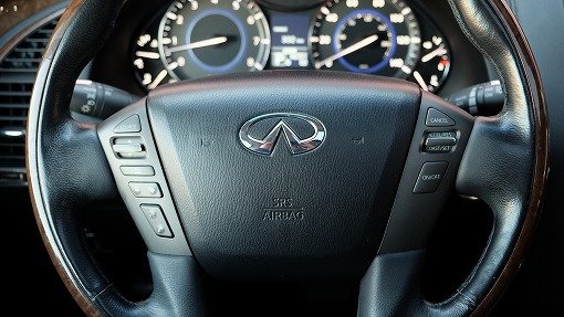 インフィニティ QX56