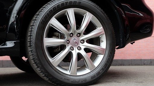 インフィニティ QX56 AWD
