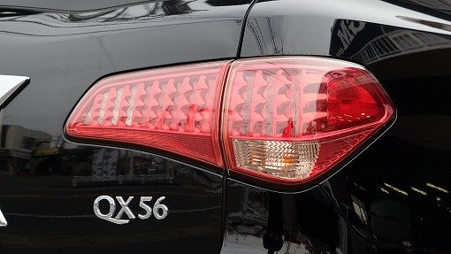インフィニティ QX56 AWD