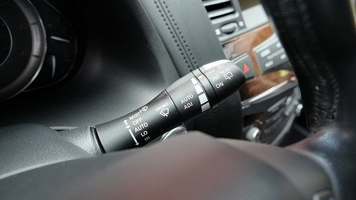 インフィニティ QX56 AWD