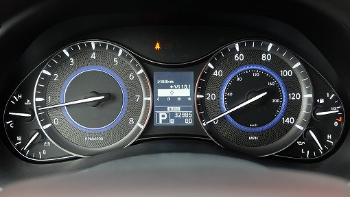 インフィニティ QX56 AWD