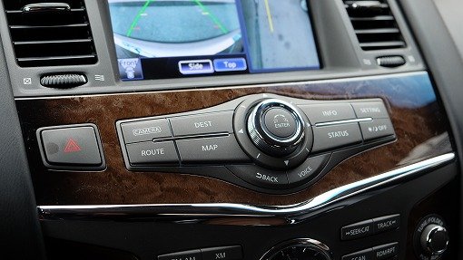 インフィニティ QX56 AWD
