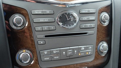 インフィニティ QX56 AWD