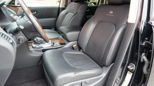 インフィニティ QX56 AWD