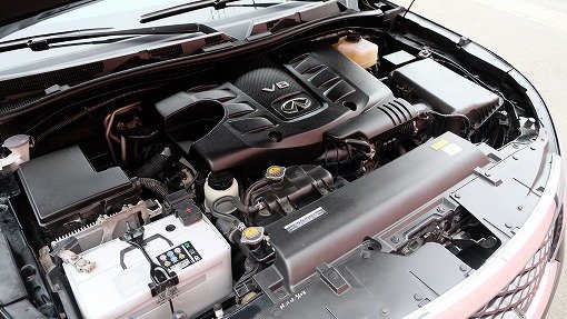 インフィニティ QX56 AWD