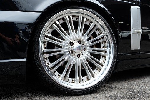 ジャガー XJ8 4.2 WALD BK BISON