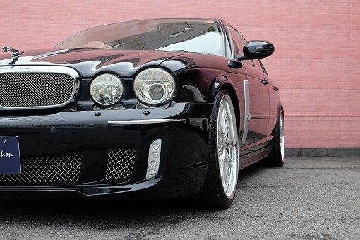 ジャガー XJ8 4.2 WALD BK BISON