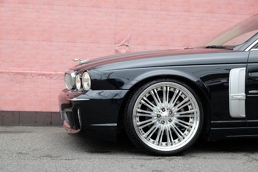 ジャガー XJ8 4.2 WALD BK BISON