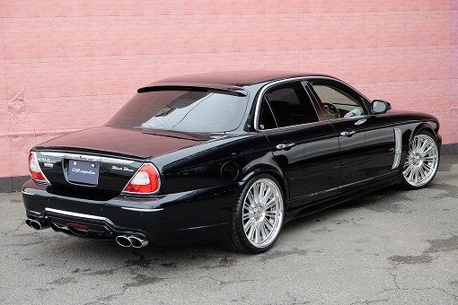 ジャガー XJ8 4.2 WALD BK BISON