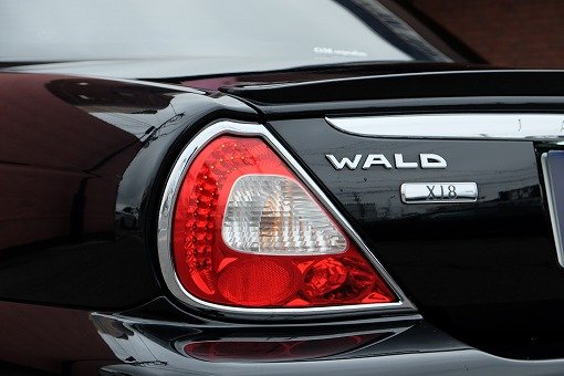 ジャガー XJ8 4.2 WALD BK BISON