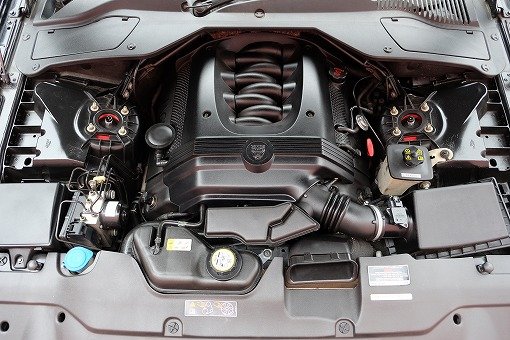 ジャガー XJ8 4.2 WALD BK BISON
