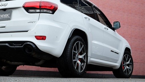 ジープ グランドチェロキー SRT-8