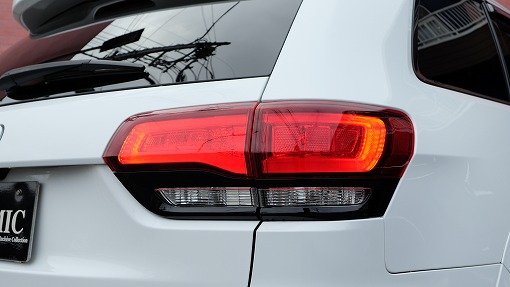 ジープ グランドチェロキー SRT-8