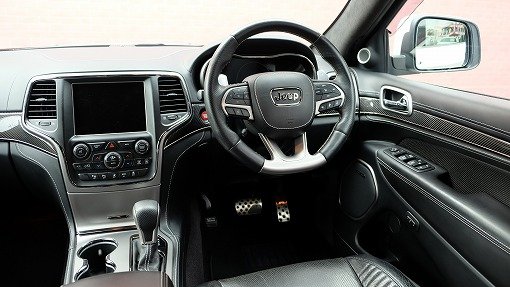 ジープ グランドチェロキー SRT-8