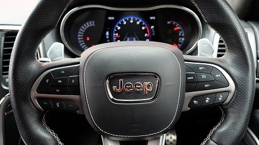 ジープ グランドチェロキー SRT-8
