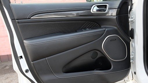 ジープ グランドチェロキー SRT-8