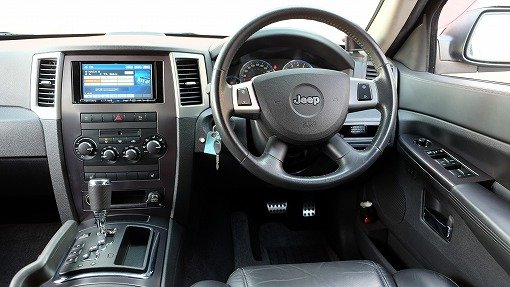 ジープ グランドチェロキー SRT8