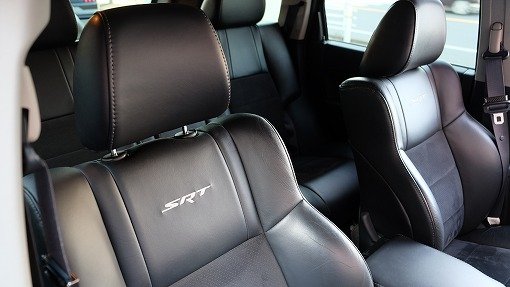 ジープ グランドチェロキー SRT8