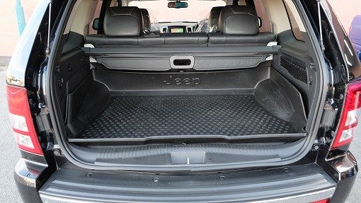 ジープ グランドチェロキー SRT8