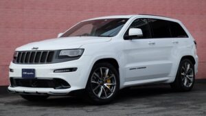 ジープ グランドチェロキー SRT8 ナイト