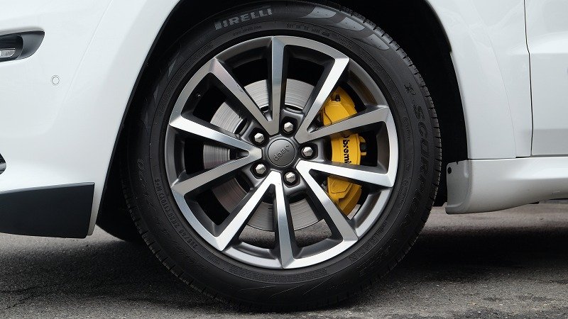 ジープ グランドチェロキー SRT8 ナイト（3）