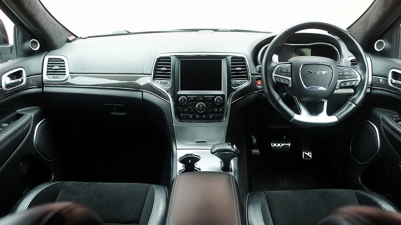 ジープ グランドチェロキー SRT8（6）