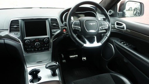 ジープ グランドチェロキー SRT8