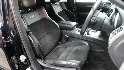 ジープ グランドチェロキー SRT8