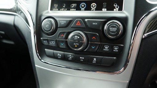 ジープ グランドチェロキー SRT8