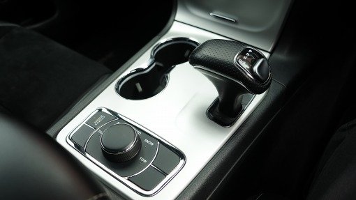 ジープ グランドチェロキー SRT8