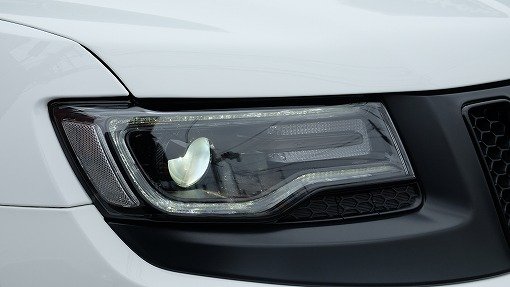 ジープ グランドチェロキー SRT8 ナイト