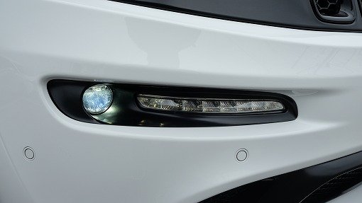 ジープ グランドチェロキー SRT8 ナイト