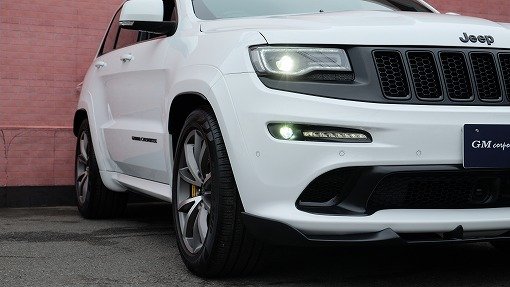 ジープ グランドチェロキー SRT8 ナイト