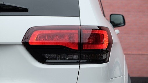 ジープ グランドチェロキー SRT8 ナイト