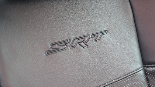 ジープ グランドチェロキー SRT8 ナイト