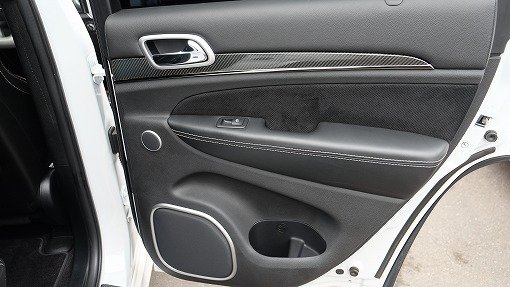 ジープ グランドチェロキー SRT8 ナイト