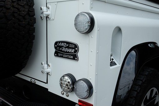 ランドローバー ディフェンダー ﾜｰｸｽV8
