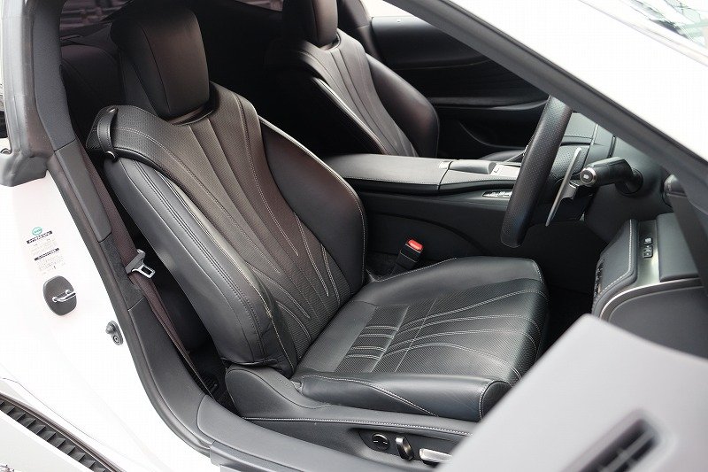 レクサス LC500h Lパッケージ（6）