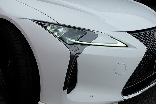 レクサス LC500h Lパッケージ