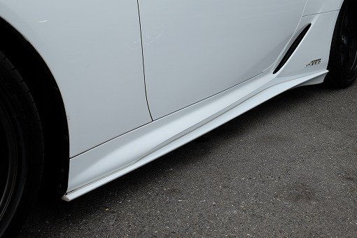 レクサス LC500h Lパッケージ