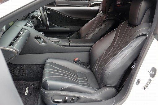 レクサス LC500h Lパッケージ