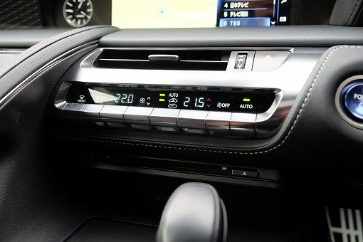 レクサス LC500h Lパッケージ