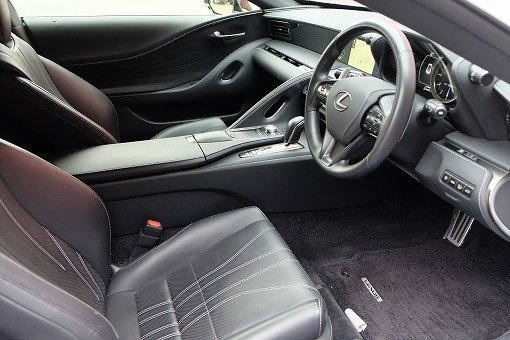 レクサス LC500h Lパッケージ