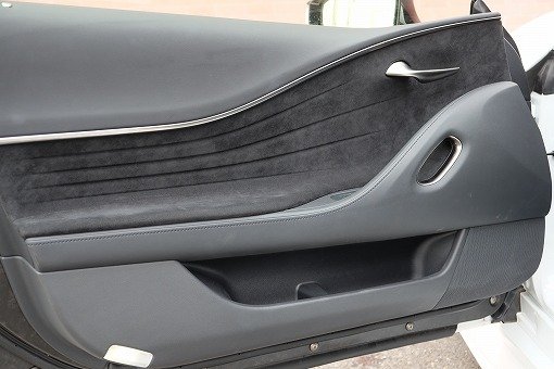 レクサス LC500h Lパッケージ