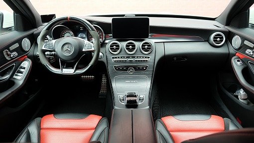 メルセデスAMG C63 S
