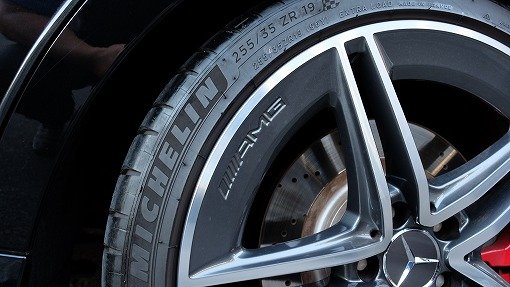 メルセデスAMG CLA45S 4MAITC+