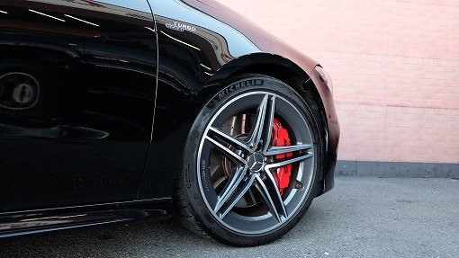 メルセデスAMG CLA45S 4MAITC+