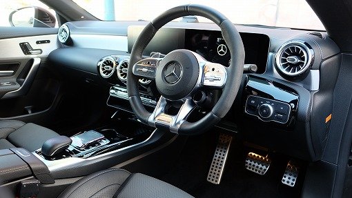 メルセデスAMG CLA45S 4MAITC+