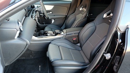 メルセデスAMG CLA45S 4MAITC+