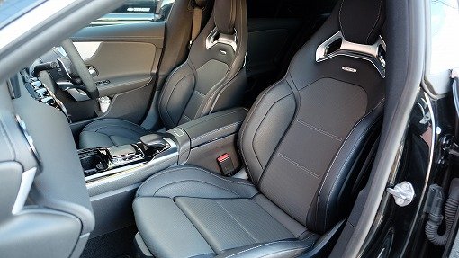 メルセデスAMG CLA45S 4MAITC+